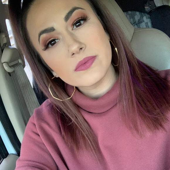 Meet your Posher, Jordan - Picture 1 of 1